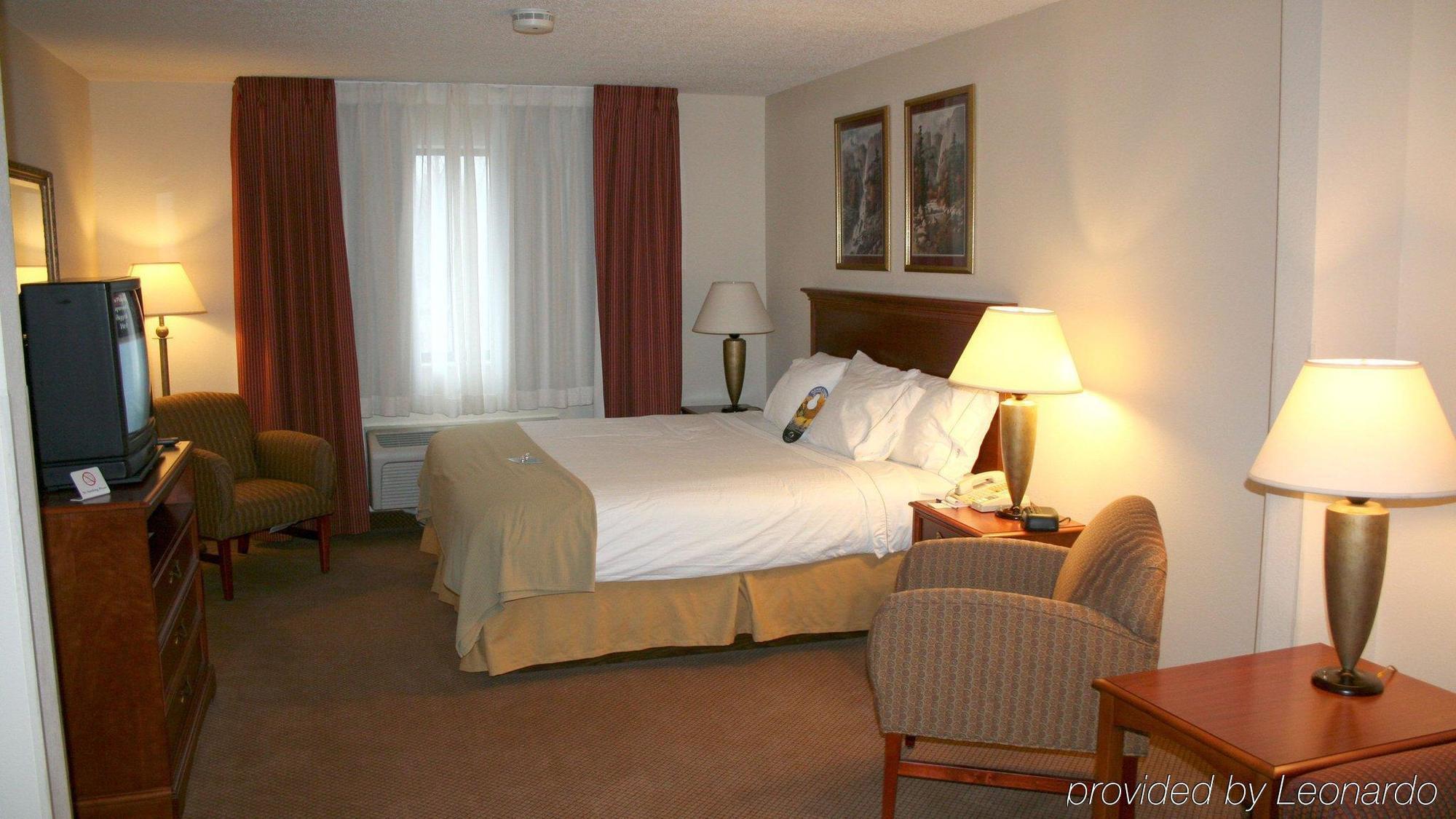 Baymont By Wyndham Portage Hotell Exteriör bild