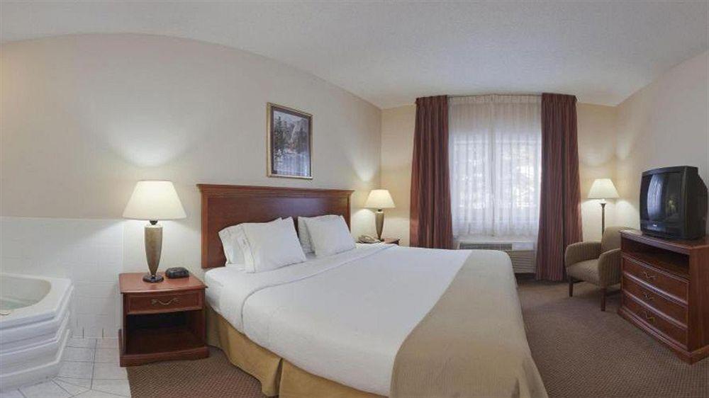 Baymont By Wyndham Portage Hotell Exteriör bild